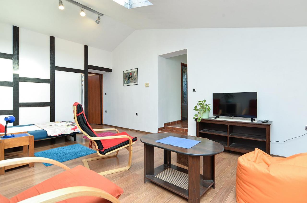 Apartment Puzar 295 Штиньян Экстерьер фото