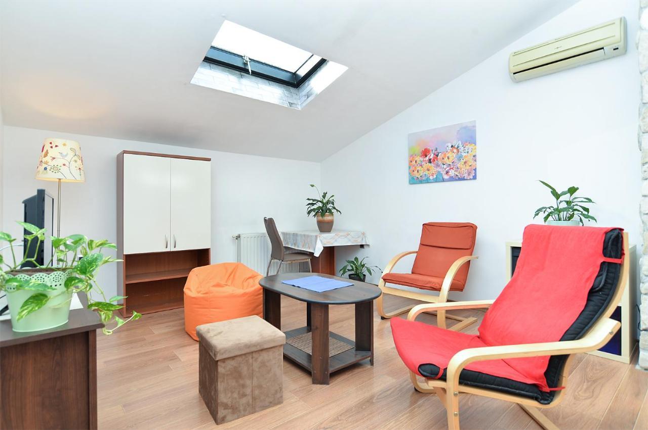 Apartment Puzar 295 Штиньян Экстерьер фото